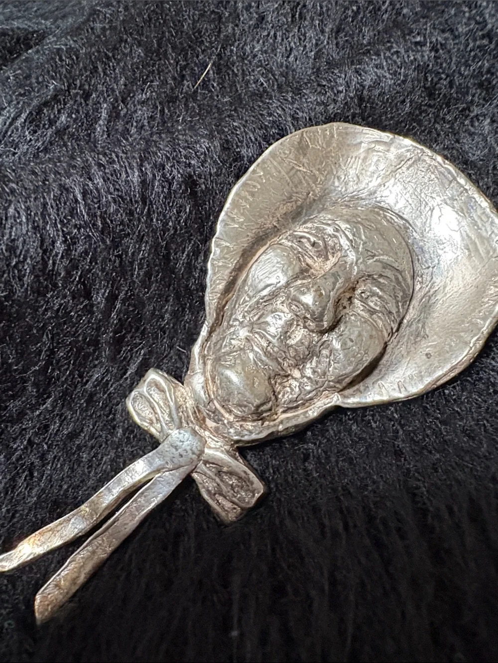 Vintage Sterling Silver Lady Portrait Brooch with Bow Accent